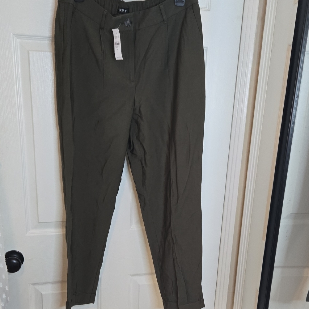 LOFT Olive Green Women's Tapered Pants